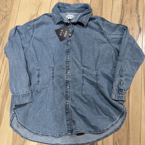 Ava & Viv Women's Size XXL Long Sleeve Denim Darted Waist Button-Down Shirt NWT - Picture 1 of 5